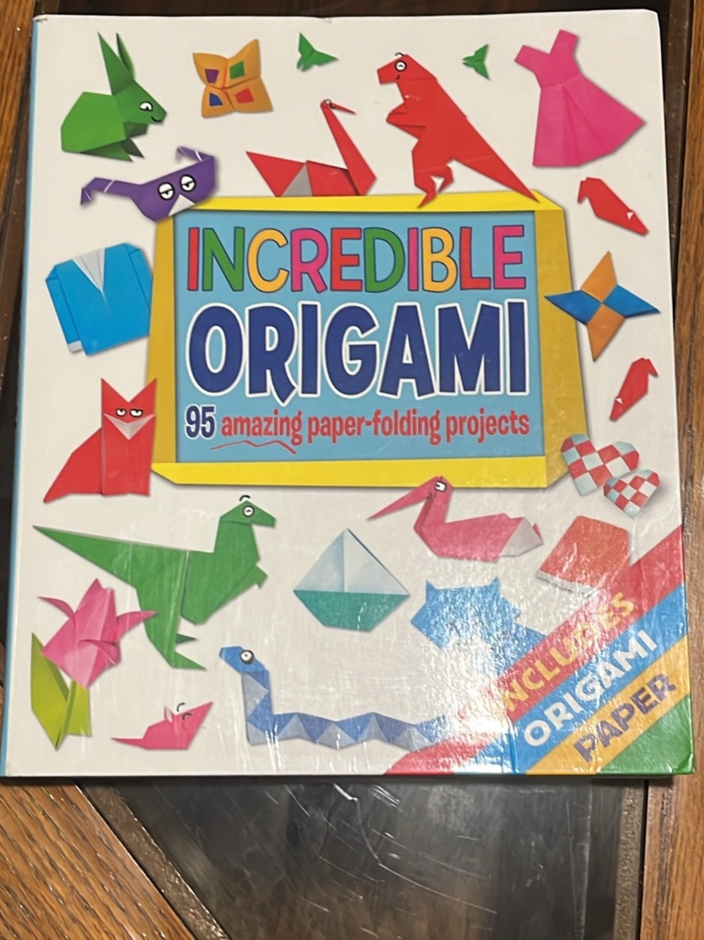 Incredible Origami Paper-Folding Book - Colorful (Multicolor)